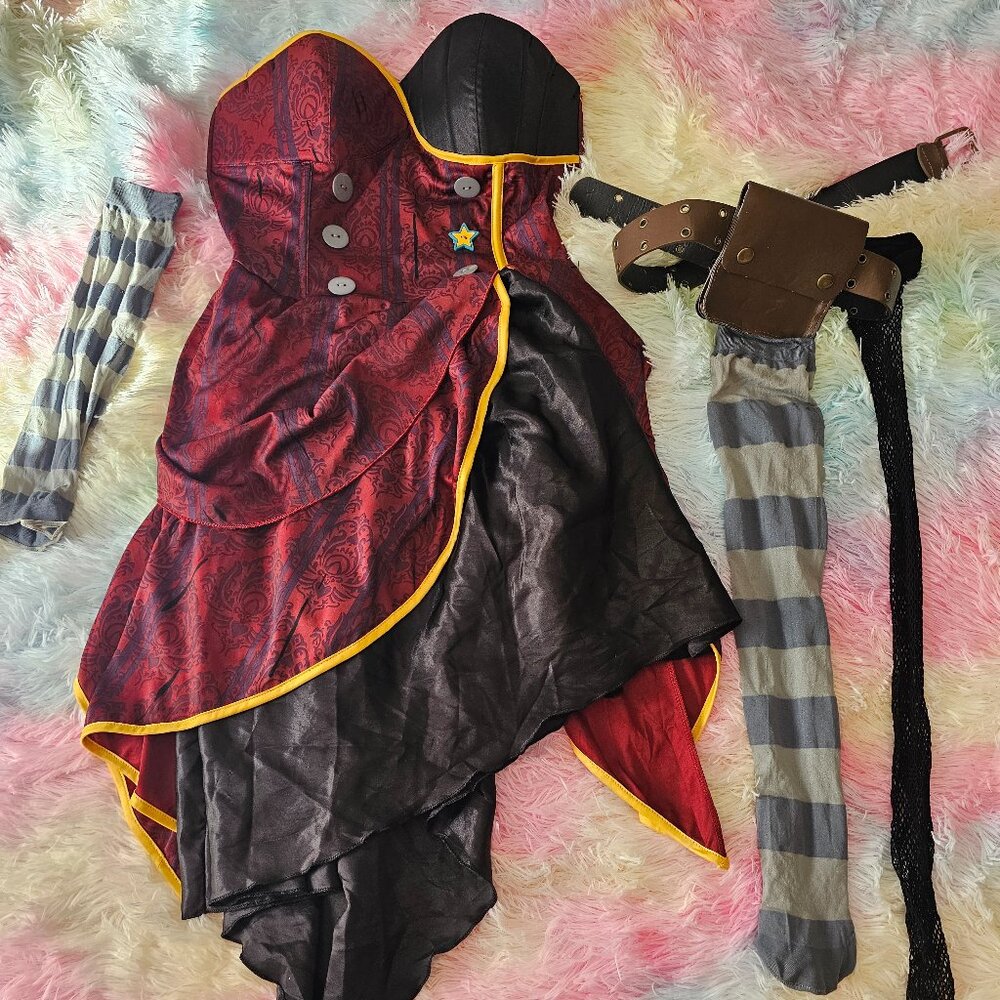 Joker/gambler costume